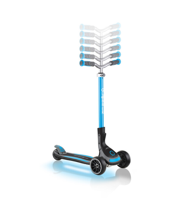 Globber Ultimum Işıklı Scooter // Mavi